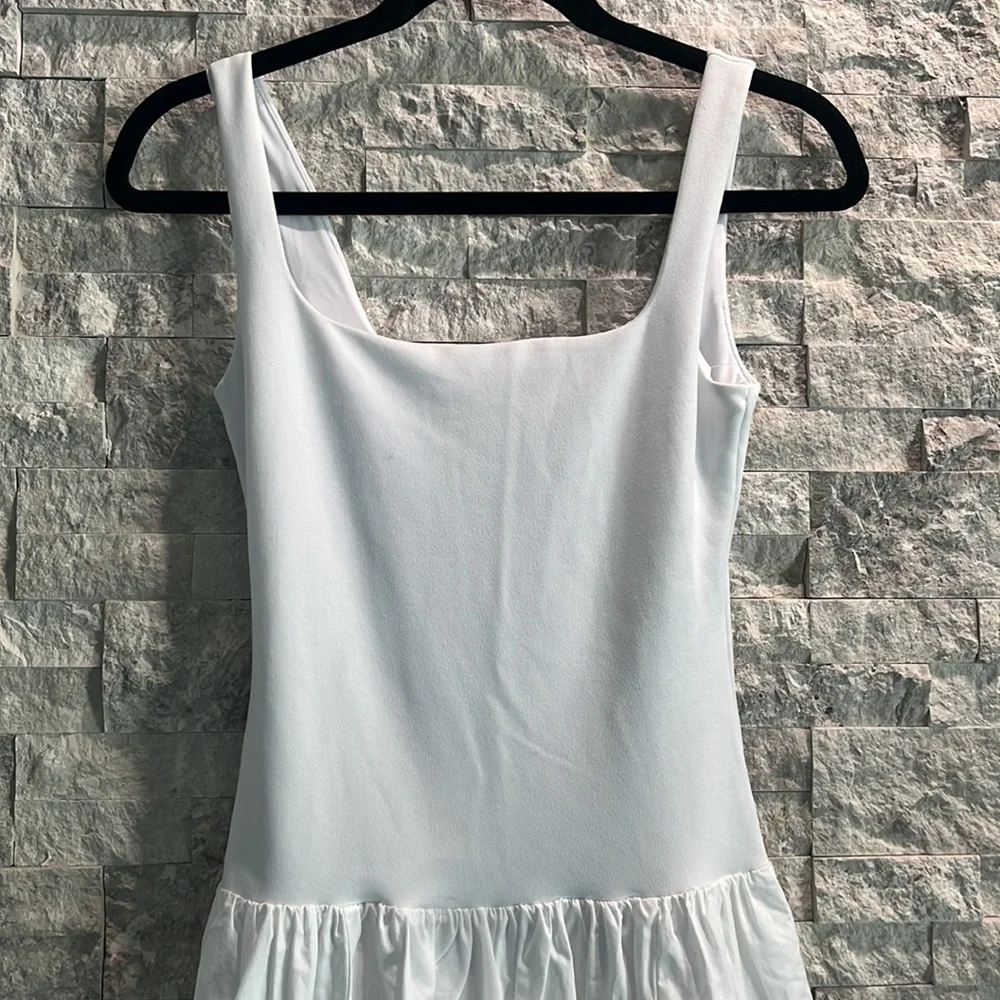 Abercrombie & Fitch classic sleeveless